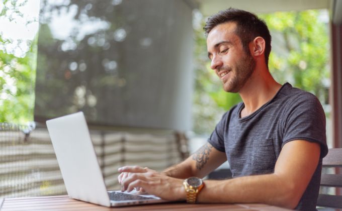 Finding Comfort and Reliability in Your Next Laptop Purchase